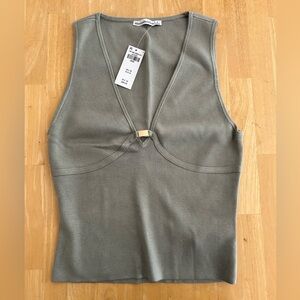Abercrombie & Fitch V-Neck Hardware Top